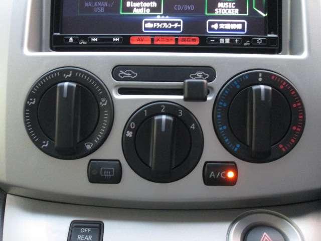 NV200バネットバン 1.6 チェアキャブ 車いす2名仕様(12枚目)