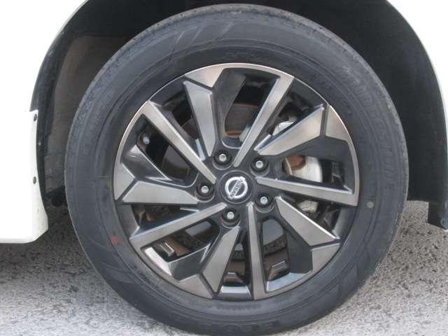 セレナ １．２　ｅ－ＰＯＷＥＲ　ハイウェイスター　Ｖ　アーバンクロム　プロパイロット　純正１０ｉｎナビ（18枚目）