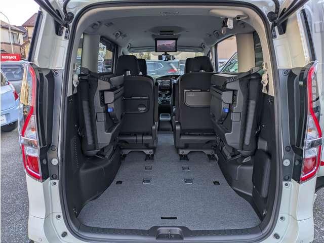 セレナ 1.2 e-POWER ハイウェイスター V プロパイロット 純正10inナビ アラウンド(11枚目)