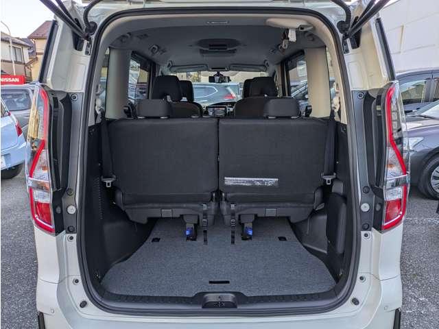 セレナ 1.2 e-POWER ハイウェイスター V プロパイロット 純正10inナビ アラウンド(13枚目)