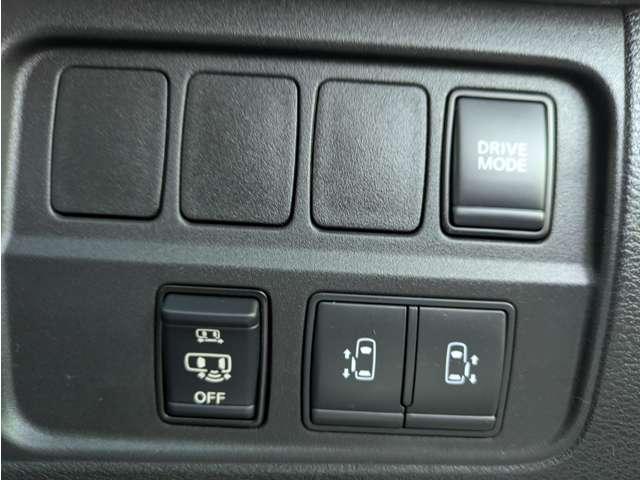 セレナ 1.2 e-POWER ハイウェイスター V プロパイロット 純正10inナビ アラウンド(17枚目)