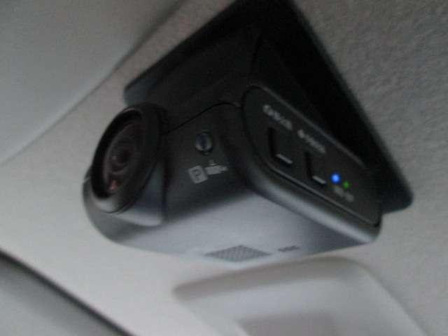 万が一の場合、役立つ可能性が有るドライブレコーダー付いてます！