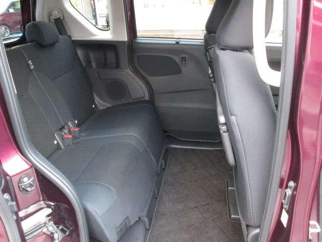 後部座席もこの広さです！