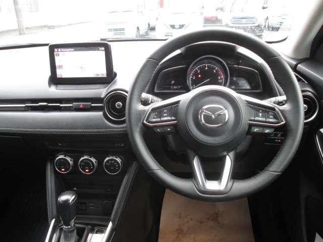 デミオ 1.5 XD ツーリング ディーゼルターボ 4WD 純正ナビ Eブレーキ 全周囲カメラ(4枚目)