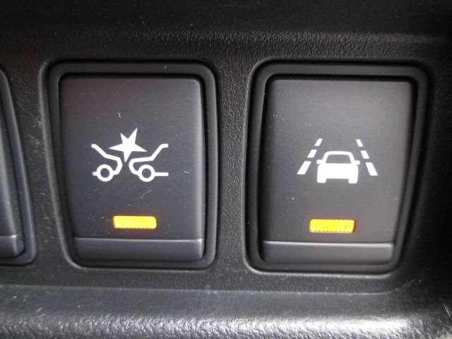 ジューク 1.5 15RX Vセレクション パーソナライゼーション Eブレーキ 純正ナビ(9枚目)