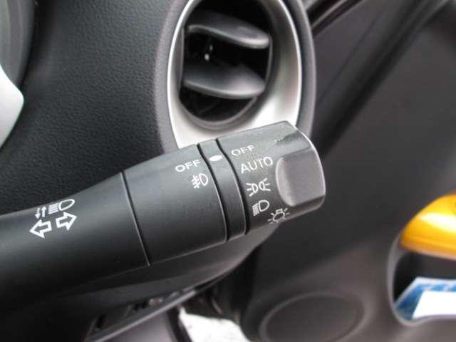 ジューク 1.5 15RX Vセレクション パーソナライゼーション Eブレーキ 純正ナビ(14枚目)