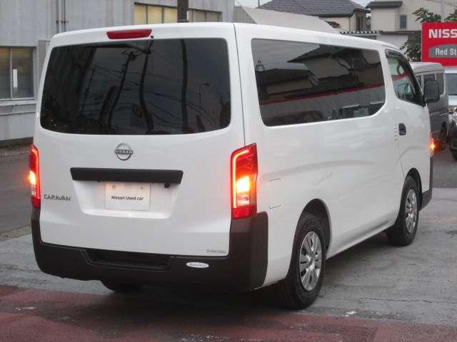 キャラバン 2.0 DX ロングボディ Eブレーキ 純正ナビ・TV バックカメラ(2枚目)