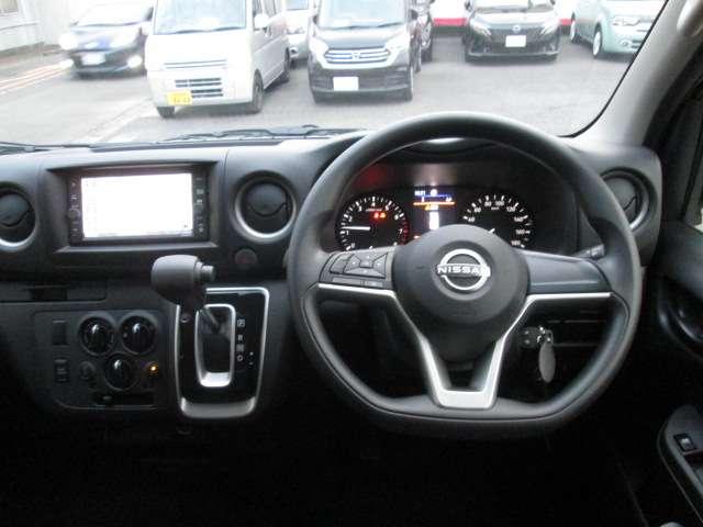 キャラバン 2.0 DX ロングボディ Eブレーキ 純正ナビ・TV バックカメラ(4枚目)