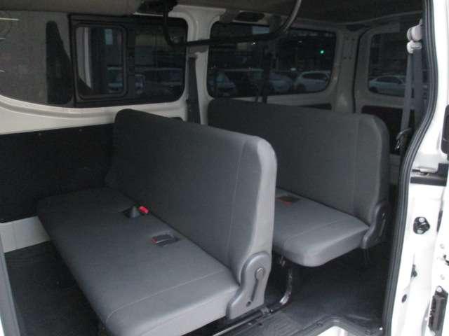 キャラバン 2.0 DX ロングボディ Eブレーキ 純正ナビ・TV バックカメラ(11枚目)