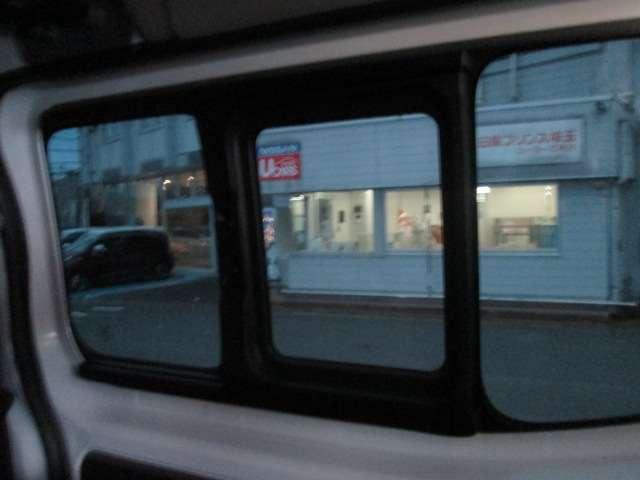 キャラバン 2.0 DX ロングボディ Eブレーキ 純正ナビ・TV バックカメラ(13枚目)