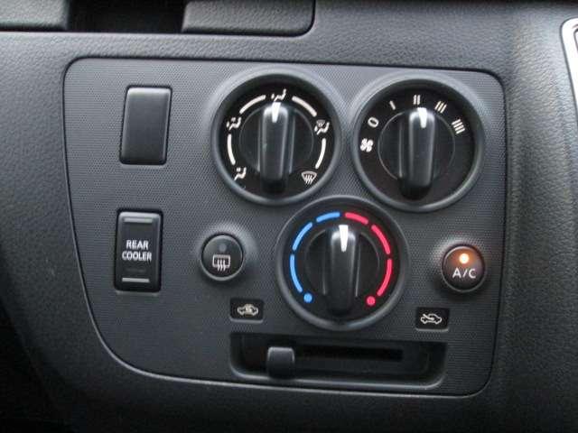 キャラバン 2.0 DX ロングボディ Eブレーキ 純正ナビ・TV バックカメラ(14枚目)