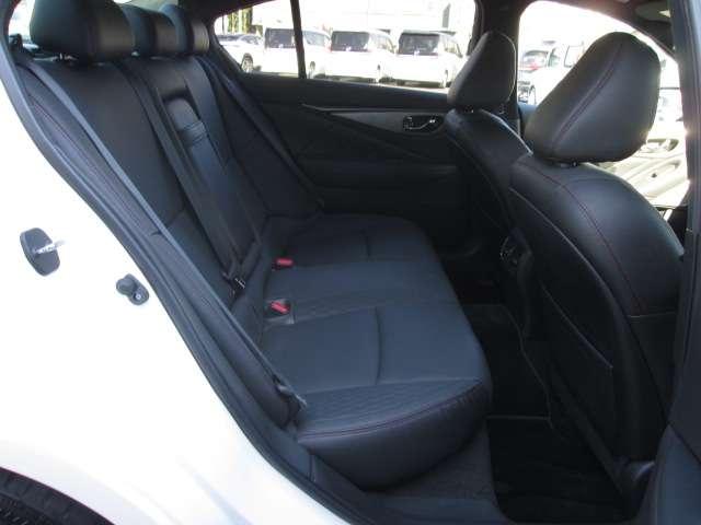 スカイライン 3.0 400R アラウンドビューM クルーズコントロール(11枚目)