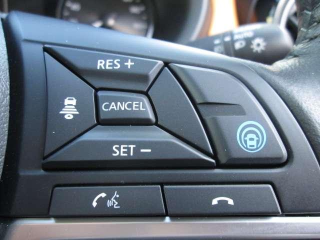 キックス 1.2 X FOUR ツートーン インテリアエディション(e-POWER) 4WD 純正9inナビ プロパイロット(8枚目)