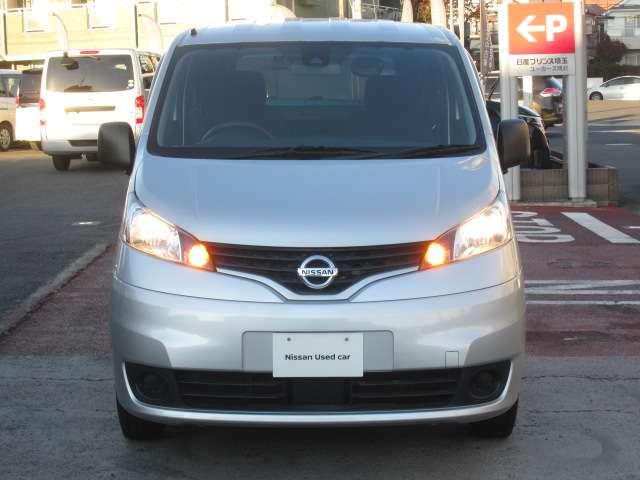 ＮＶ２００バネットバン １．６　ＧＸ　純正ナビ　バックカメラ　Ｅブレーキ（3枚目）