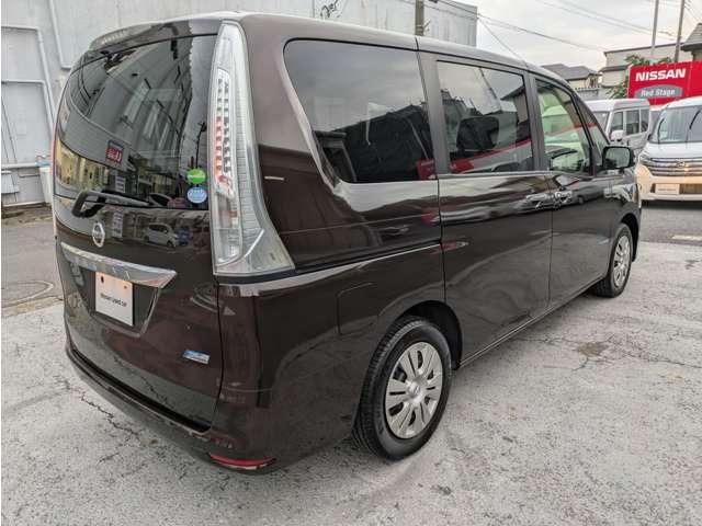 セレナ ２．０　２０Ｘ　Ｓ－ＨＹＢＲＩＤ　電動サンルーフ（2枚目）