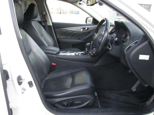 スカイライン 3.5 350GT ハイブリッド タイプSP 電動サンルーフ アラウンドビューM(9枚目)