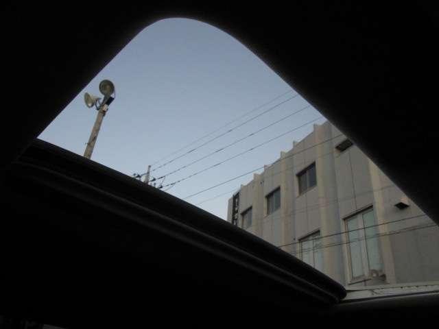 スカイライン 3.5 350GT ハイブリッド タイプSP 電動サンルーフ アラウンドビューM(15枚目)