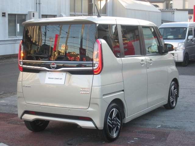 ルークス ６６０　ハイウェイスターＸ　純正９ｉｎナビ（2枚目）