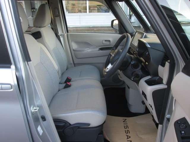 ルークス Ｓ　エマージェンシーブレーキ◆禁煙車◆ＬＥＤヘッドライト◆リモコンキー◆純正９ｉｎナビ（ＭＭ２２２ＤＬ）◆バックカメラ◆社外前後ドラレコ◆前後ソナー◆（10枚目）