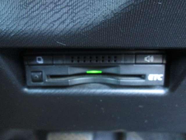 アクア １．５　Ｓ　純正ＳＤナビ・ＴＶ　バックカメラ　ＥＴＣ（7枚目）