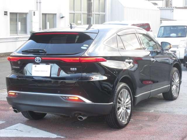 ハリアーハイブリッド ２．５　ハイブリッド　Ｚ　純正ナビ　ミラキャスト　バックカメラ（2枚目）