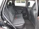 後部座席もゆったりとした空間を確保しております。