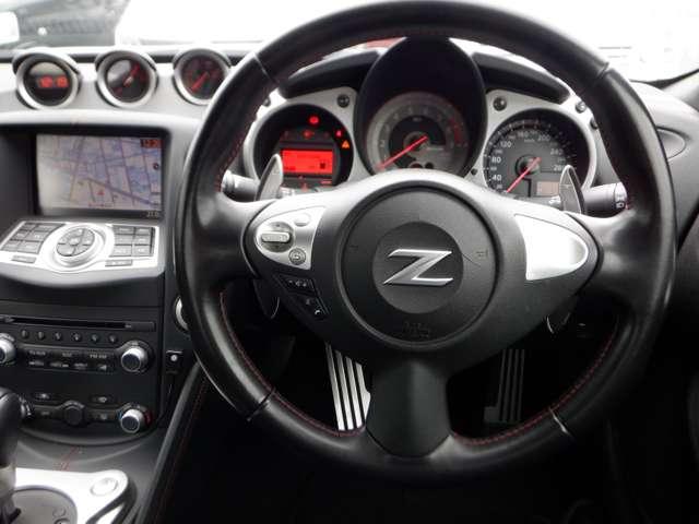 フェアレディＺ バージョンニスモ　バージョン　ニスモ◆ＮＩＳＭＯ専用チューニングコンピュータ（ＥＣＭ）◆パドルシフト◆ドラレコ◆ＮＩＳＭＯ専用サスペンション（スプリング、ショックアブソーバー、スタビライザー）◆全国日産ワイド保証付き（4枚目）