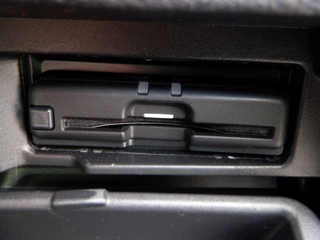 セレナ 1.2 e-POWER ハイウェイスター V ワンオ-ナ- 後席モニター プロパイロット 360°カメラ エマジェンシーブレーキ 1オナ スマキー バックカメラ LED レーンアシスト 点検記録簿付 ETC ドラレコ Aストップ イモビ サイドカーテンエアバック フルオートエアコン ABS(8枚目)