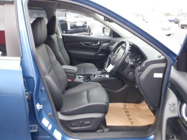 エクストレイル 2.0 20Xi Vセレクション 2列車 4WD 雹害未修理車 ワンオーナー 4WD シ-トヒ- 踏み間違い防止 盗難防止 全周囲モニター オールモード4WD LEDヘッドライト LDP iストップ レーダークルーズ ETC 1オナ アルミ メモリーナビ スマートキー バックモニター ABS(17枚目)