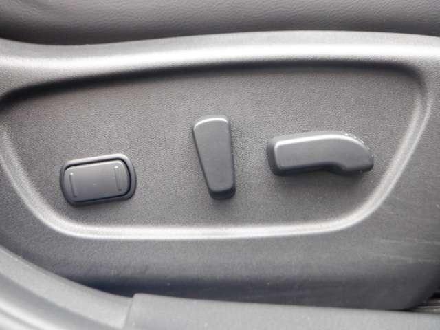 エクストレイル 2.0 20Xi Vセレクション 2列車 4WD 雹害未修理車 ワンオーナー 4WD シ-トヒ- 踏み間違い防止 盗難防止 全周囲モニター オールモード4WD LEDヘッドライト LDP iストップ レーダークルーズ ETC 1オナ アルミ メモリーナビ スマートキー バックモニター ABS(18枚目)