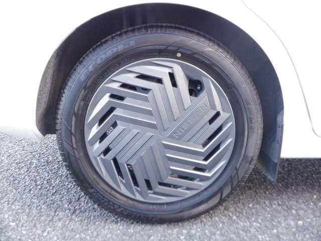 ノート 1.2 X 試乗車UP メ-カ-ナビ TV・HDMI・USB・BT リアカメラ 衝突被害軽減ブレ-キ 全方位カメラ ETC付 LEDヘッドライト レーンアシスト インテリジェントキー ワンオーナー アイドリングストップ 整備記録簿 盗難防止システム ワンセグTV(15枚目)