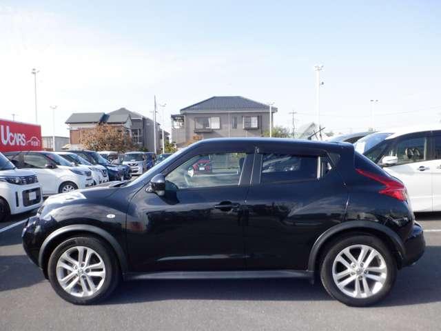 内外装およびエンジンル−ムなど専用クリ−ニング致します。車両クリ−ニングのプロが施工致しますので！高品質な１台に蘇りますよ♪（全在庫無料施工）