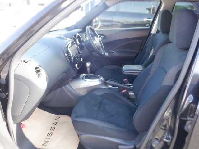 清潔で広々した座席です！是非、現車を見て体感してみてください。