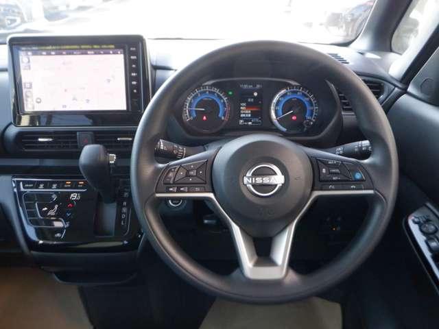 ルークス 660 ハイウェイスターX プロパイロット エディション 試乗車UP 前方車内ドラレコ メモリ-ナビMM2 左右パワースライドドア アイドリング イモビ パノラマモニター 助手席エアバッグ 衝突軽減ブレーキ PW ナビ&TV 1セグ LEDヘッドライト LDW スマートキー ETC ワンオーナー車 PS(4枚目)