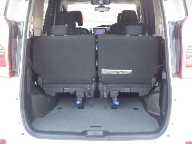 セレナ １．２　ｅ－ＰＯＷＥＲ　ハイウェイスター　Ｖ　後席モニタ－　プロパイ　３６０°カメラ　エマジェンシーブレーキ　パーキングアシスト　スマキー　バックカメラ　ＬＥＤ　レーンアシスト　点検記録簿付　ＥＴＣ　ドラレコ　Ａストップ　イモビ　サイドカーテンエアバック　アルミホイール（20枚目）