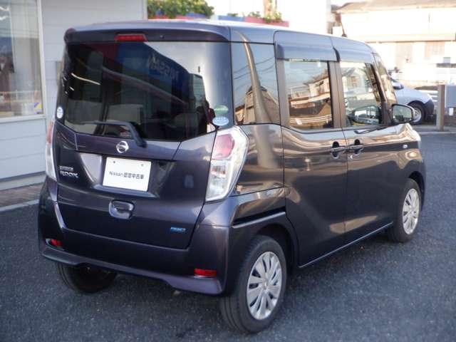 デイズルークス ６６０　Ｓ　雹害未修理車　ワンオ－ナ－　ＰＳ　ＥＴＣ車載器　１オーナー　両席エアバック　アイドルストップ　オートエアコン　ナビＴＶ　メモリナビ　キーレスエントリーシステム　記録簿有り　エアーバッグ　ＡＢＳ　ワンセグＴＶ　パワーウインド（3枚目）