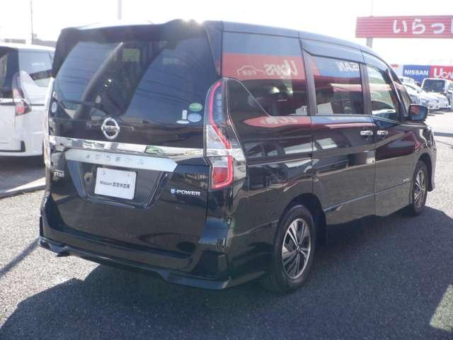 セレナ 1.2 e-POWER ハイウェイスター V 雹害未修理車 ワンオ-ナ- 後席モニタ- 360°カメラ エマジェンシーブレーキ 1オナ スマキー バックカメラ LED レーンアシスト 点検記録簿付 ETC ドラレコ Aストップ イモビ フルオートエアコン アルミホイール エアバック(2枚目)