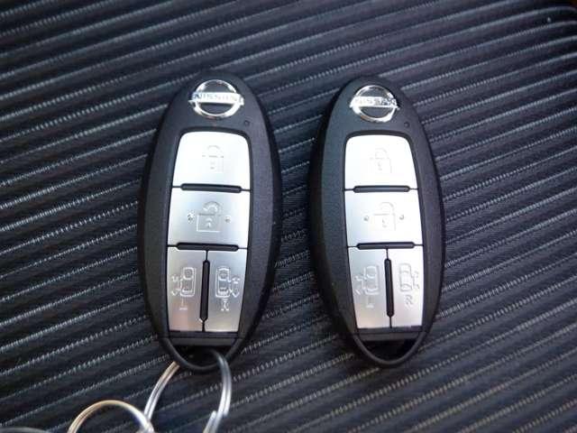 セレナ 1.2 e-POWER ハイウェイスター V 雹害未修理車 ワンオ-ナ- 後席モニタ- 360°カメラ エマジェンシーブレーキ 1オナ スマキー バックカメラ LED レーンアシスト 点検記録簿付 ETC ドラレコ Aストップ イモビ フルオートエアコン アルミホイール エアバック(12枚目)