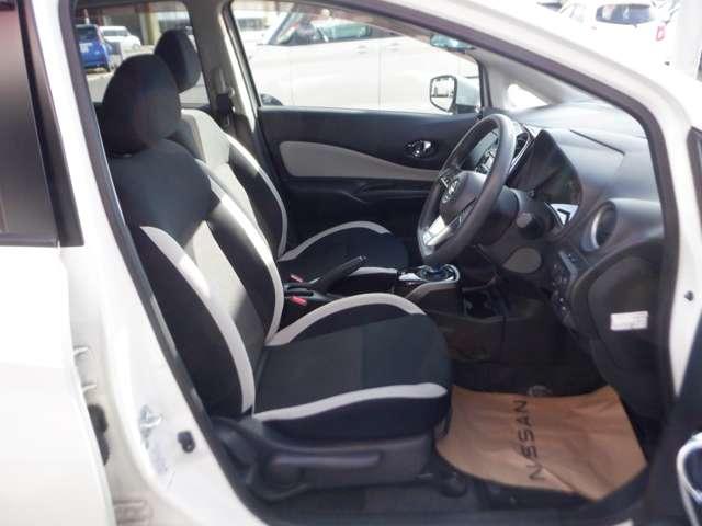 ノート １．２　ｅ－ＰＯＷＥＲ　Ｘ　ワンオ－ナ－　アラウンドビュＭ　メモリ－ナビＭＭ　３６０°カメラ　記録簿付　Ｒカメラ　運転席助手席エアバック　レーンキープ　ＡＵＴＯエアコン　１オーナー　盗難防止システム　ナビＴＶ　ＡＷ　サイドカメラ　運転席エアバッグ　キーレスエントリー　ドラレコ（15枚目）