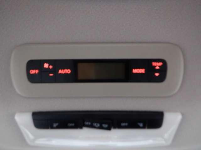 セレナ 2.0 ハイウェイスター Vセレクション ワンオ-ナ- Pアシスト メモリ-ナビMM317D・ 全周カメラ I-STOP サイドカメラ 両側ASD Aクルーズ ワンオ-ナ-車 車線逸脱 LEDヘッドライト バックカメラ パーキングアシスト ETC TVナビ キーレス オートエアコン メモリーナビ(9枚目)