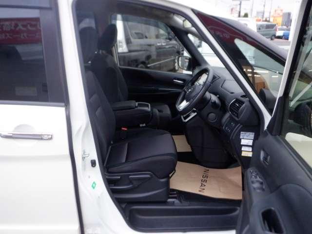 セレナ 2.0 ハイウェイスター Vセレクション ワンオ-ナ- Pアシスト メモリ-ナビMM317D・ 全周カメラ I-STOP サイドカメラ 両側ASD Aクルーズ ワンオ-ナ-車 車線逸脱 LEDヘッドライト バックカメラ パーキングアシスト ETC TVナビ キーレス オートエアコン メモリーナビ(16枚目)