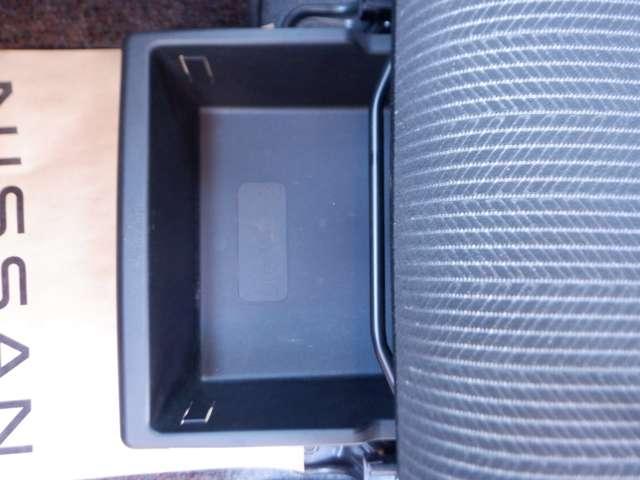 デイズルークス 660 ハイウェイスター Xターボ ターボ 左側オートスライドD アラビュM 車線逸脱警報装置 ナビ・TV サイドエアバック Wエアバック アイドリングSTOP スマートキー&プッシュスタート 両側スライド片側電動 ETC車載器 盗難防止 LEDヘッドライト キーレスエントリー(18枚目)