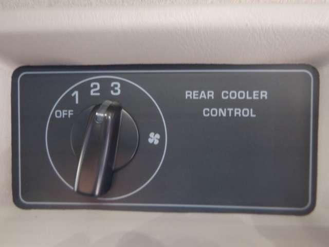 キャラバン ２．４　グランド　プレミアムＧＸ　ロングボディ　ディーゼルターボ　４ＷＤ　走行１３ＫＭ　寒冷地仕様　ディーゼル　４ＷＤ　衝突軽減Ｂ　寒冷地仕様車　盗難防止システム　ワンオーナー　Ｗエアバッグ　４ＷＤ　インテリキー　パワステ　ＡＢＳ　Ｒカメラ　ＬＥＤヘッドランプ　オートエアコン　パワーウィンド　ヘッドレストモニター（10枚目）