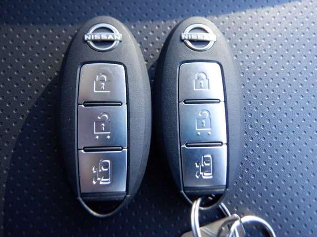 キャラバン ２．４　グランド　プレミアムＧＸ　ロングボディ　ディーゼルターボ　４ＷＤ　走行１３ＫＭ　寒冷地仕様　ディーゼル　４ＷＤ　衝突軽減Ｂ　寒冷地仕様車　盗難防止システム　ワンオーナー　Ｗエアバッグ　４ＷＤ　インテリキー　パワステ　ＡＢＳ　Ｒカメラ　ＬＥＤヘッドランプ　オートエアコン　パワーウィンド　ヘッドレストモニター（15枚目）