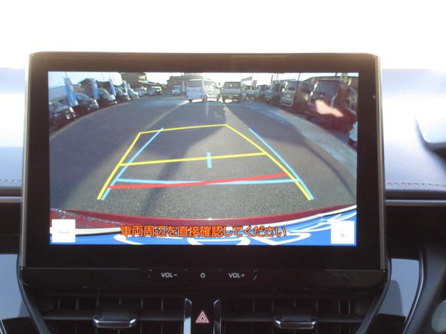 カローラツーリング ハイブリッド　ダブルバイビー　ディーラー社用車　１０．５インチフルセグナビ（前後ドラレコ内蔵）　ＢｌｕｅＴｏｏｔｈ　バックカメラ　ブレインドスポットモニター　カラーヘッドアップディスプレイ　安心降車アシスト　１５００Ｗコンセント（6枚目）