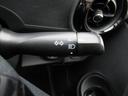 車外の明るさに応じてヘッドランプやスモールランプが自動的にオンオフするオートライト付きです!