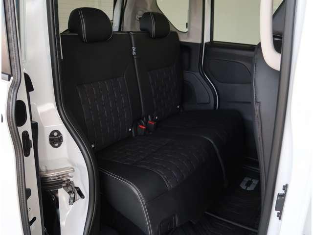 デリカミニ T プレミアム 当社デモカーUP 4WD ターボ マイパイロット(13枚目)