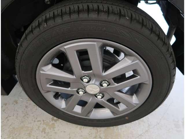 デリカミニ T プレミアム 当社デモカーUP 4WD ターボ マイパイロット(17枚目)