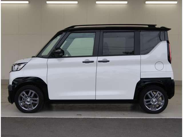 デリカミニ Ｔ　当社社有車ＵＰ　禁煙車　４ＷＤ　ターボ　衝突（4枚目）
