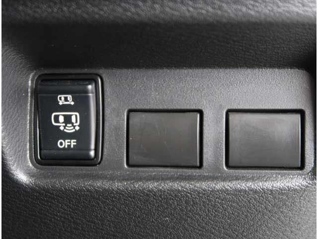 デリカミニ Ｔ　当社社有車ＵＰ　禁煙車　４ＷＤ　ターボ　衝突（11枚目）